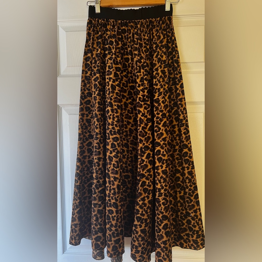 Leopard print maxi skirt